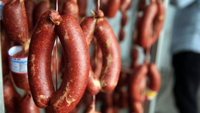 Kurban Bayramı'nda Kendi Sucuğunu Yapacaklara Tavsiyeler! Daha Sağlıklı ve Lezzetli Bir Sucuk İçin Bunlara Dikkat...
