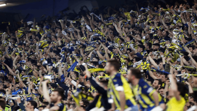 Fenerbahçe 'Dev' Transferi Duyurdu: Polonyalı Yıldız Resmen Açıklandı