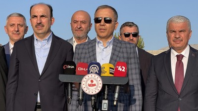 Bakan Yerlikaya'dan Bayram Sabahı Vatandaşlara ‘Trafik Kuralları’ Uyarısı