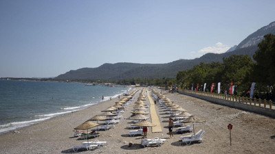 Kültür ve Turizm Bakanı Ersoy Duyurdu! Ücretsiz Halk Plajı Sayısı Yükseldi, İşte Tam Liste...