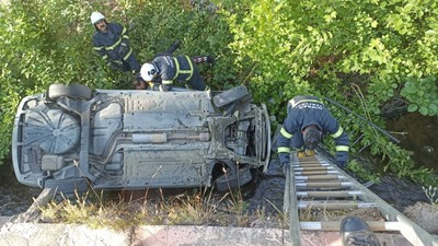 Tokat Niksar’da Otomobil Dereye Yuvarlandı: 1 Yaralı