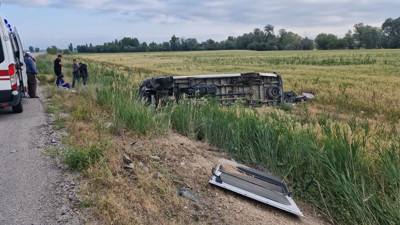 Düğün Dönüşü Feci Kaza! Çok Sayıda Yaralı Var