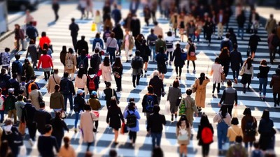 Mutluluğun En Dibe Vurduğu Yaş Belli Oldu: Bilimsel Araştırma Şoke Etti