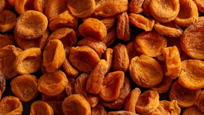 Polonya'nın Türkiye'den Aldığı Kuru Kayısıda Büyük Tehlike! Böbrek Hasarına Yol Açabiliyor