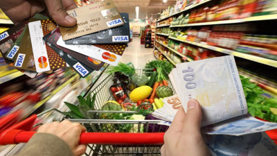 Alışverişte Kredi Kartı Zirvede, Nakit Para Tarihe Karışıyor