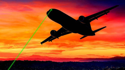 Sabiha Gökçen'e İnen Yolcu Uçağına Lazer Tacizi! İşte Kule ile Pilotun Telsiz Konuşmaları