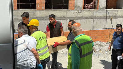 Bağcılar'da Korkunç Cinayet! Babasını Öldürüp Teslim Oldu