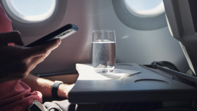 Uçakta Bu İçeceği Sipariş Eden Yandı: 22 Yıllık Kabin Memuru Uyardı