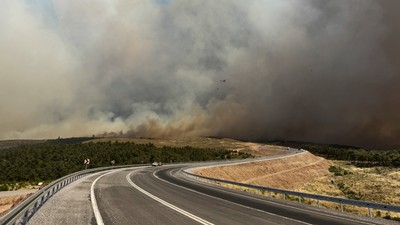 Dört İlde Daha Ormanlar Yanıyor!