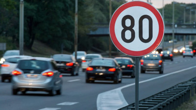 “Ceza Tuzağı” Tartışmalarına Neşter: Hız Tabelaları Tek Tek Gözden Geçirilecek