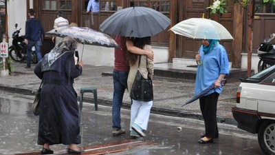 Bayburt’a Meteorolojiden Sağanak Yağış ve Sel Uyarısı