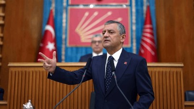 Özel'den Kurultay Davasının Ertelenmesinin Ardından İlk Açıklama