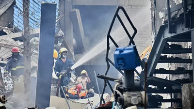 Hindistan’da Fabrikadaki Patlamada Ölü Sayısı 36’ya Yükseldi