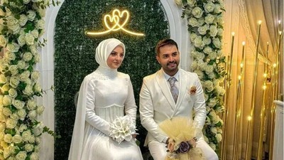 Kadir Ezildi ile Gamze Türkmen'in Düğün Davetiyesi Ortaya Çıktı! Sosyal Medya Damadın Yazdığı Bu Şiiri Konuşuyor
