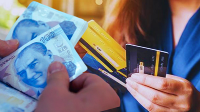 Türkiye Borç Sarmalında: Kredi Kartları Patladı, Her Dört Kişiden Biri İcralık