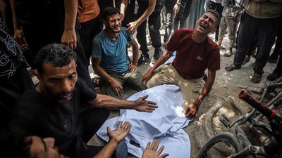 İsrail Yine Yardım Bekleyenlere Saldırdı, Çok Sayıda Ölü Var