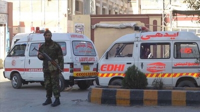 Pakistan'daki Faciada Ölü Sayısı 16'ya Yükseldi