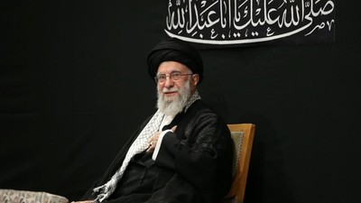 Hamaney Savaş Sonrası İlk Kez Orada Görüldü