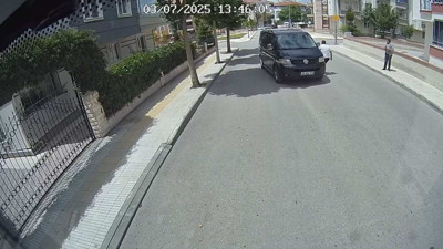 Halk Otobüsü Şoförünün Dikkati Kazayı Önledi