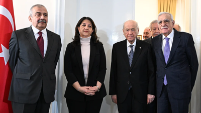 İktidara Yakın Yazar Abdülkadir Selvi'den Özel Teşekkür! Barış Sürecinin Güven Veren İsmi Kim? Açıkladı