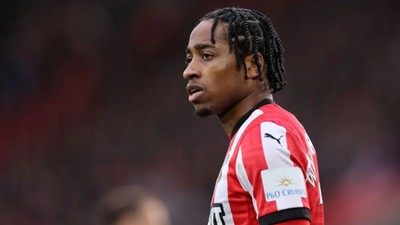 Beşiktaş, Kyle Walker-Peters'ın İstanbul'a Geliş Saatini Duyurdu