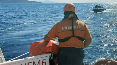Datça Açıklarında Sürüklenen Tekne Kurtarıldı