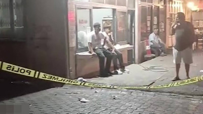 Adana'da Dehşet Veren Olay: Yolda Yürürken Bıçaklı Saldırıya Uğradı