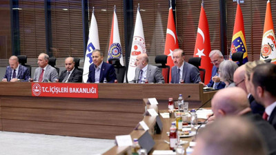 Bakanlıkta Kritik Toplantı! 30 Büyükşehir Belediyesi Katıldı: İşte Masadaki Konular...