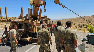 Malatya'da Askeri Araç Devrildi! 2 Asker Yaralı