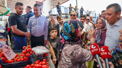 Pazarcının Sözleri Tüm Türkiye’yi Ağlatacak! Özel'e Bu Sözlerle İsyan Etti: 'Akşam Gelin, Ağlama Sesleri Duyarsınız'