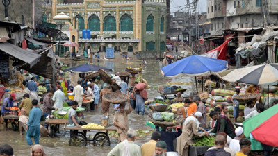 Muson Yağmurları Pakistan’ı Vurdu: 266 Ölü, 633 Yaralı