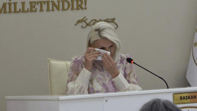 AKP ve MHP'lilerden Destek Alan CHP'li Başkan Ağladı