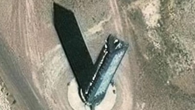 Google Haritalar'daki Gizli 51. Bölge'de Gizemli Üçgen Kule Keşfedildi