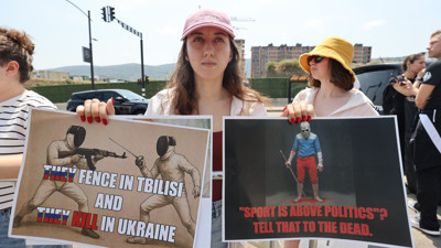 Gürcistan'daki Şampiyonada Rus Sporculara Protesto