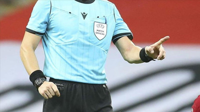 Dev Eşleşmede Hakemler Belli Oldu: Fenerbahçe - Feyenoord Maçlarını Nyberg ve Kovacs Yönetecek