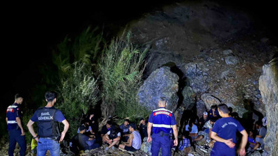 Muğla'da 27 Düzensiz Göçmen Ve 3 Göçmen Kaçakçısı Yakalandı