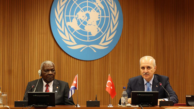 TBMM Başkanı Kurtulmuş, Hernandez ile Görüştü