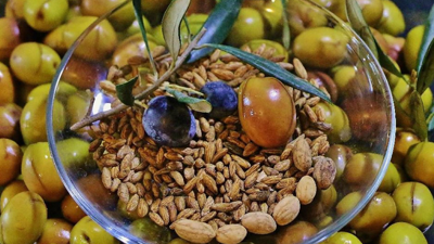 Çöp Diye Atılan Zeytin Çekirdeğiyle Servet Kazanıyorlar! Türkiye'de Potansiyeli Çok Yüksek