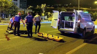 Caddede Korkunç Ölüm! Önce Ticari Araç Çarptı, Sonra Otomobil Ezdi