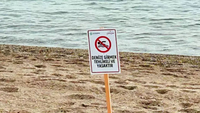 3 İlde Denize Girmek Yasaklandı: Kırmızı Bayraklar Sahillere Çekildi