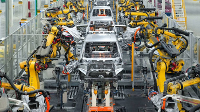 Dev Otomobil Markasına Vergi Darbesi! Zararın Maliyeti Ağır Oldu! Borsa'daki Hisselerde Düşüş Başladı