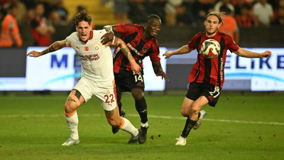 Galatasaray Yeni Sezona Galibiyetle Başladı! İlk Maçta 3 Gol, 2 Penaltı, 1 Kırmızı Kart...