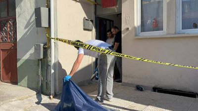 Yaşlı Adam Evinin Önünde Ölü Bulundu