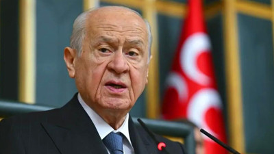 MHP Lideri Bahçeli'den Özgür Özel'e Tepki: 'Her Sözü Yalan ve Yamuk'