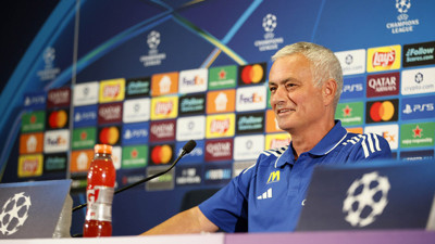 Mourinho Taraftarı Küplere Bindirdi! Benfica'yı Övdü Fenerbahçe'yi 'Gömdü'