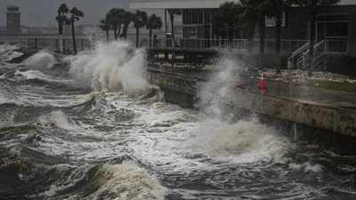 ABD’de Erin Kasırgası Alarmı! Bir Ada Tahliye Ediliyor