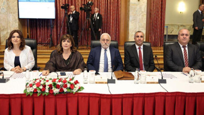 DEM Parti'den Komisyon Açıklaması: 'Bakış Açıları Farklı Ama Sorumluluk Belli'