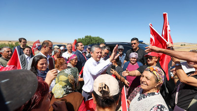 'AK Toroslar, Diploma Hırsızlığı...' CHP Lideri Özgür Özel Saat Vererek Çağrı Yaptı