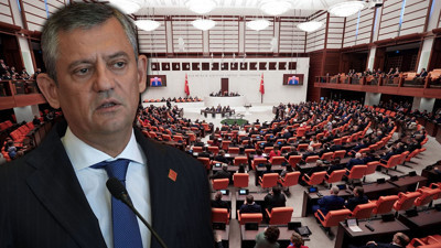 Özgür Özel'den Meclis'e Olağanüstü Toplantı Çağrısı