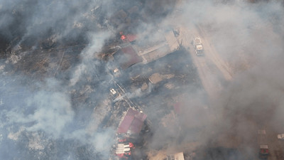 Kocaeli'de Yine Orman Yangını: 5 Ev Yandı